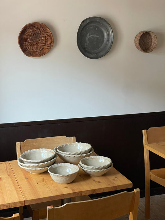 Ny återförsäljare, en webshop och höstens första kvällskurser